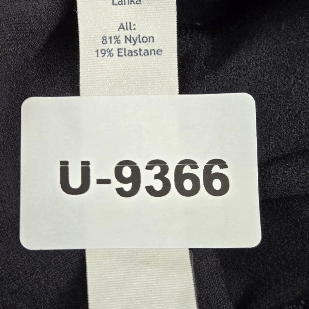 lululemon athletica *please carefully